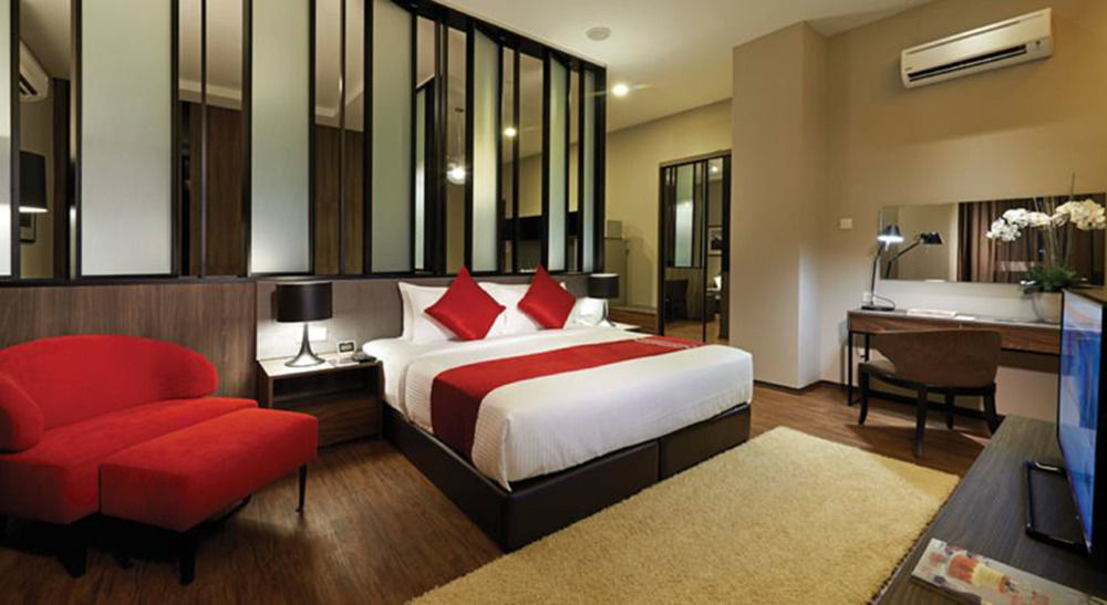 Maritime Luxury Suites George Town Eksteriør billede