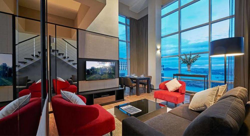Maritime Luxury Suites George Town Eksteriør billede